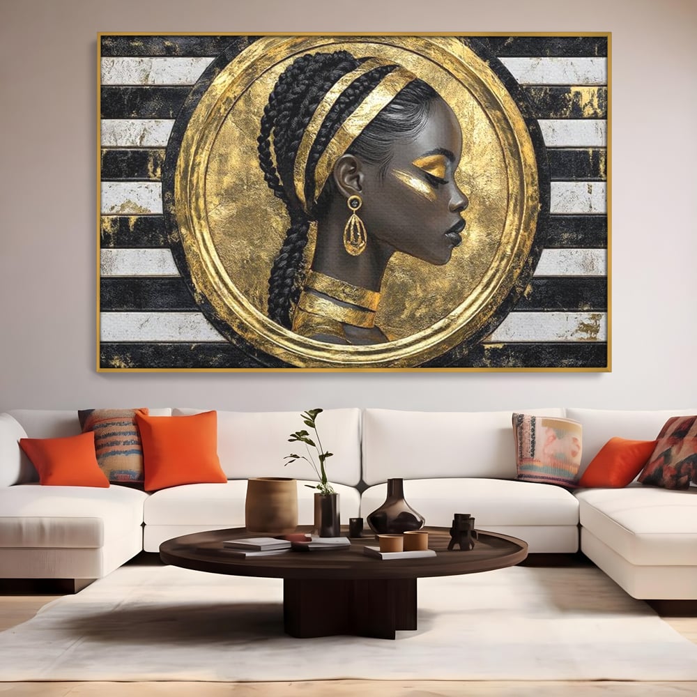 Tablou canvas cu tablou canvas cu portret afro, in rama de aluminiu auriu, pe perete intr-un living